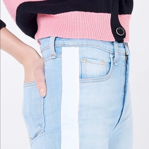 Veronica Beard Jeans 27 11&quot; Kick Flare Light Blue