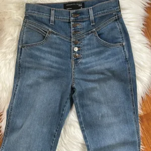 Veronica Beard Ryleigh Slim Straight Jeans Size 28