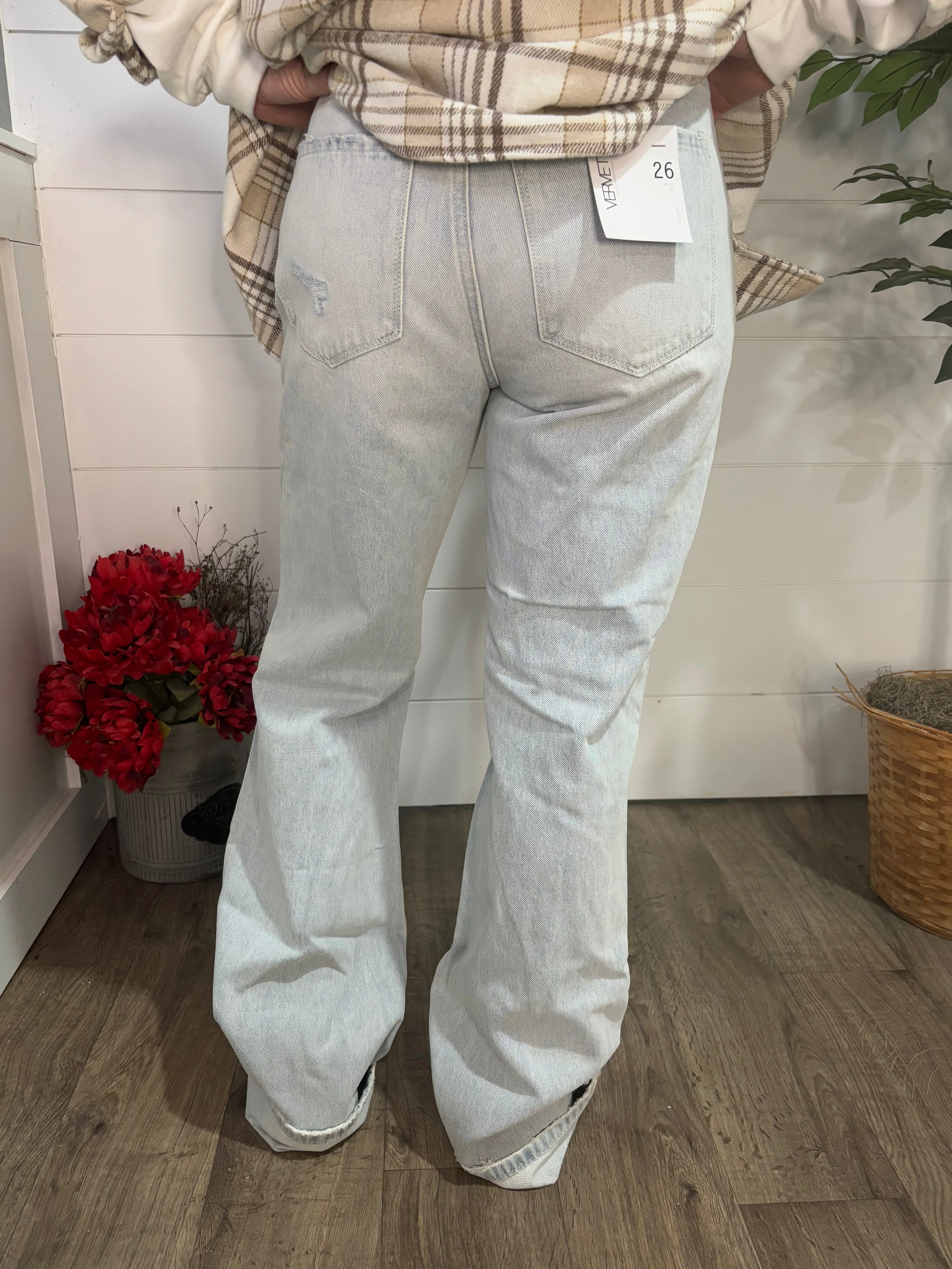 Vervet High Rise Flare Jeans - Laina Wash