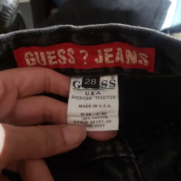 Vintage 90s black Guess ? Triangle logo straight leg mid Rise jeans size 28