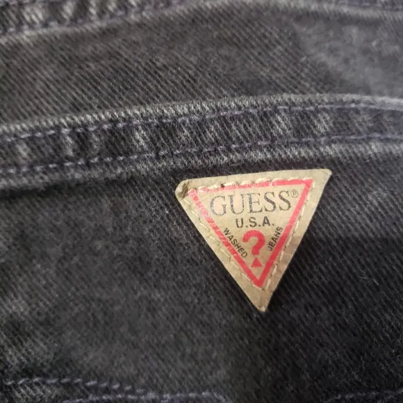 Vintage 90s black Guess ? Triangle logo straight leg mid Rise jeans size 28