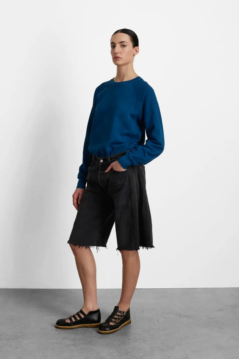 Vintage Lasso Short in Vintage Black