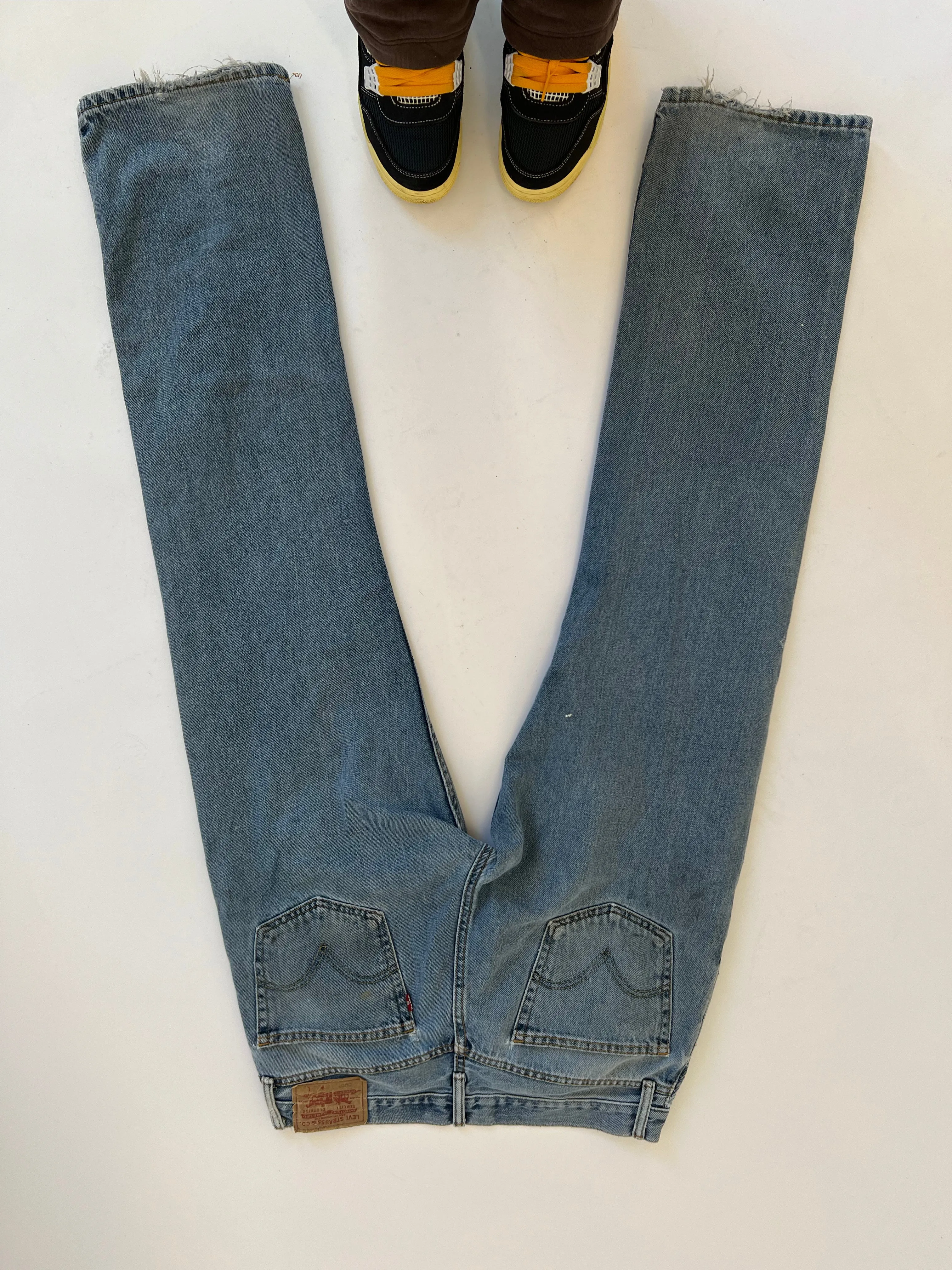 Vintage Levi 505 Mid Blue Jeans