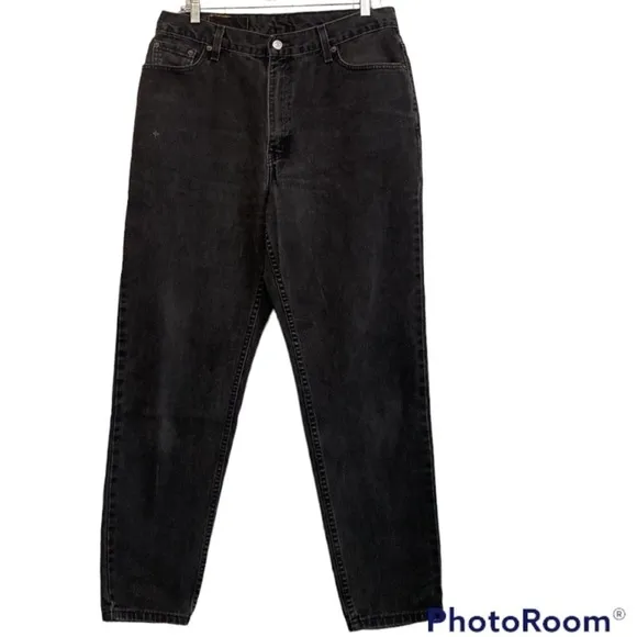 Vintage Levi’s 512 Women’s Black Made in the USA Jeans | Size 16/32 | Mom Jeans