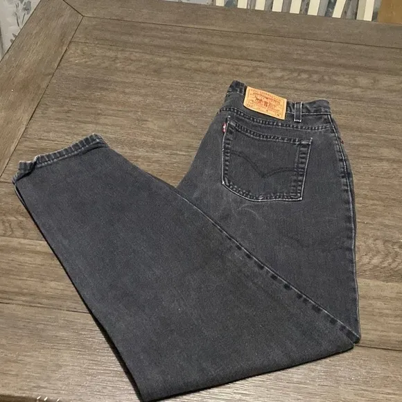 Vintage Levi’s 512 Women’s Black Made in the USA Jeans | Size 16/32 | Mom Jeans