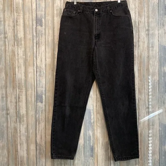 Vintage Levi’s 512 Women’s Black Made in the USA Jeans | Size 16/32 | Mom Jeans