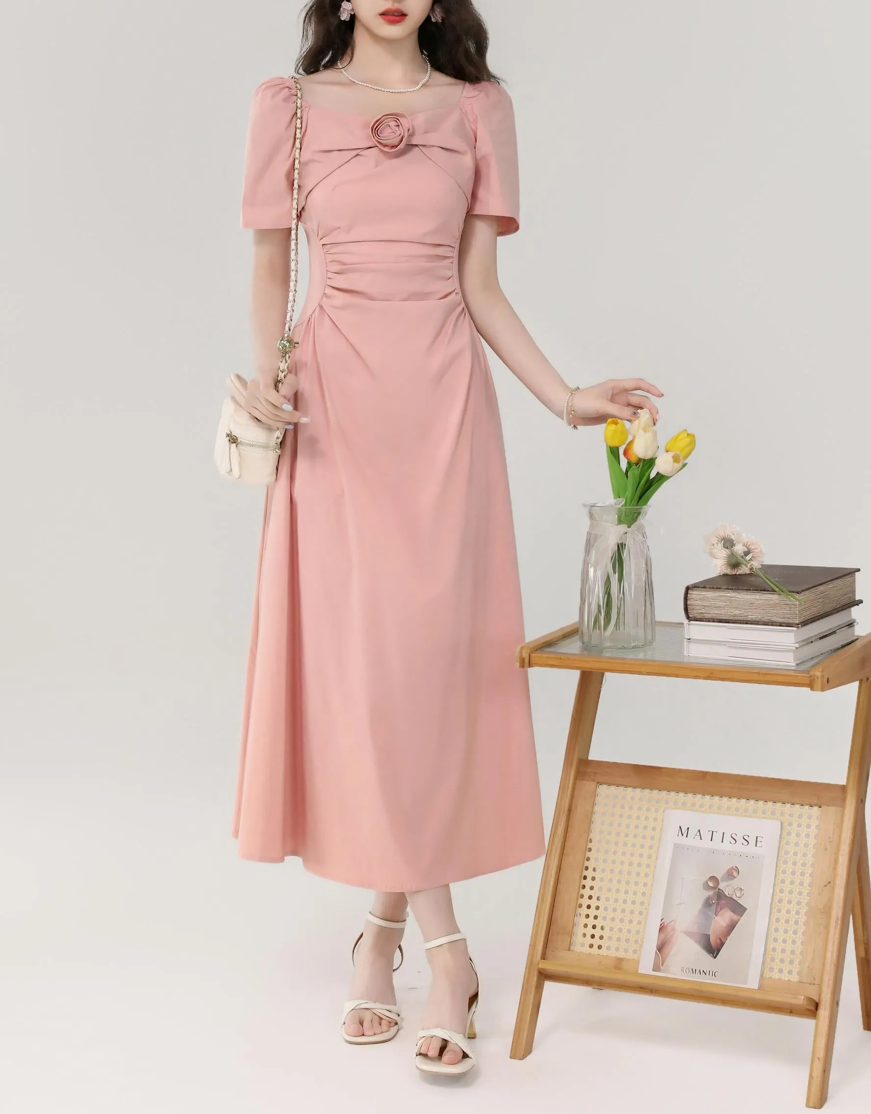 Women's Simple and Slimming Sundress with Stretchy Material and Square Neck