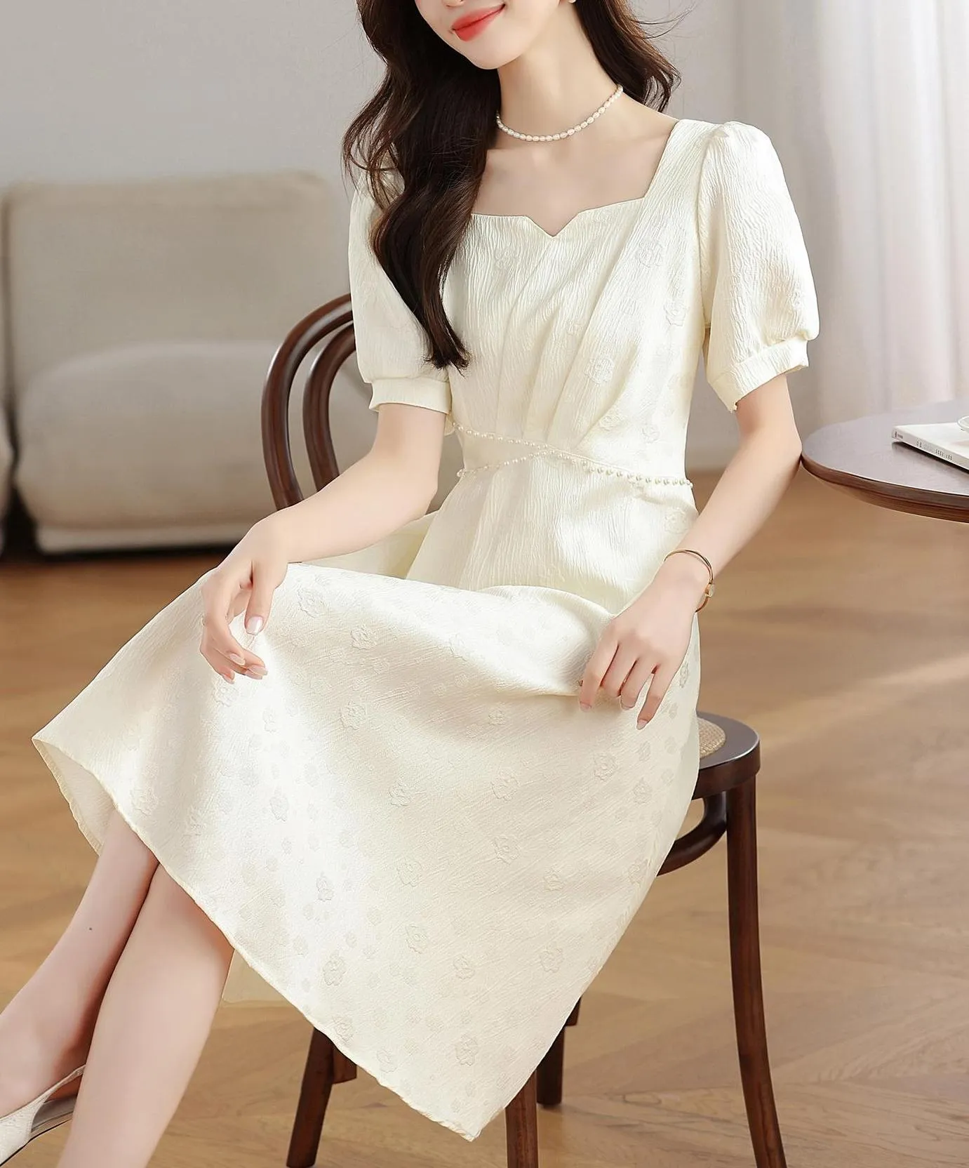 Women's Solid Jacquard Dress Inspired by Audrey Hepburn