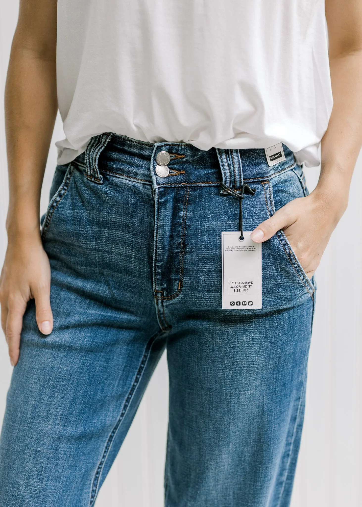X Judy Blue  Hi Waisted Double Button Wide Leg Jeans